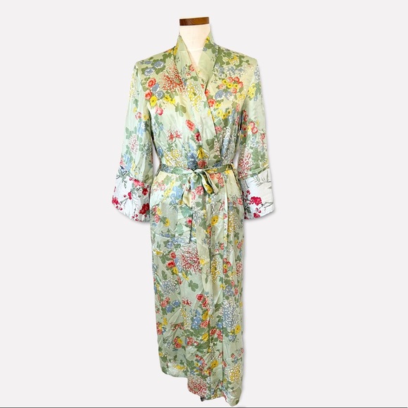 august silk Other - August Silk Intimates Kimono Asian Robe Floral With Pockets Belt Sz M